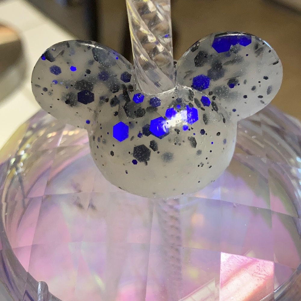 UV color change M. Mouse ears straw topper